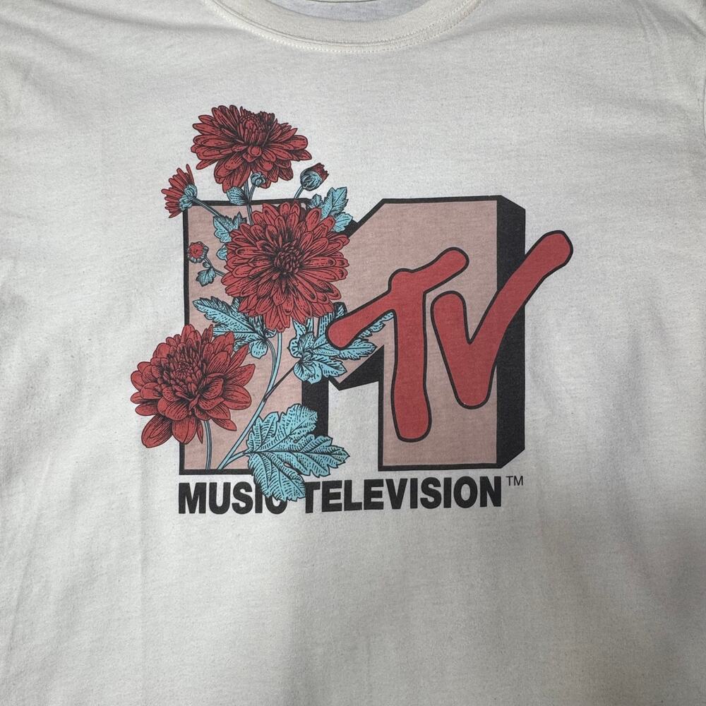 MTV Ivory Cream Floral Graphic T-Shirt Size Large - Picture 4 of 9